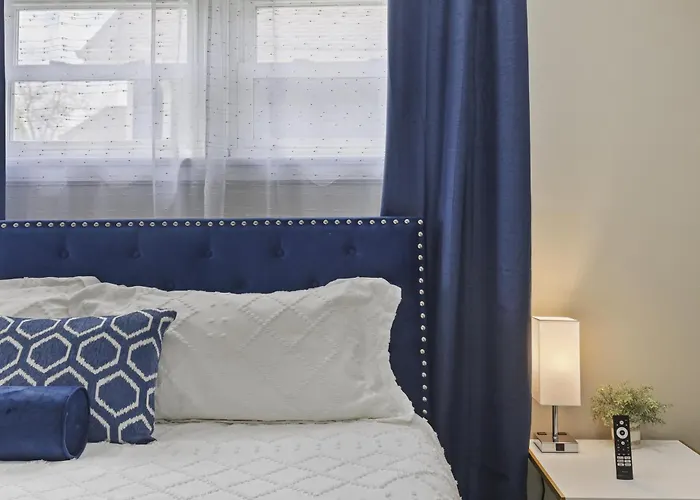 Charming Retreat In The Heart Of