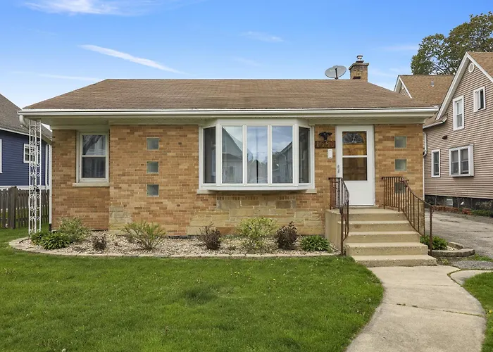 Charming Retreat In The Heart Of * Des Plaines